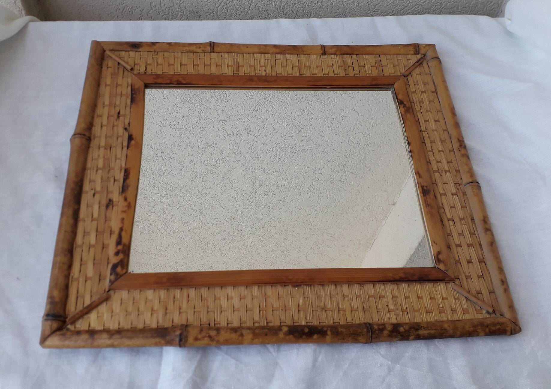 Miroir en rotin
