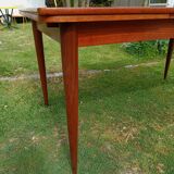 Table extensible vintage en teck