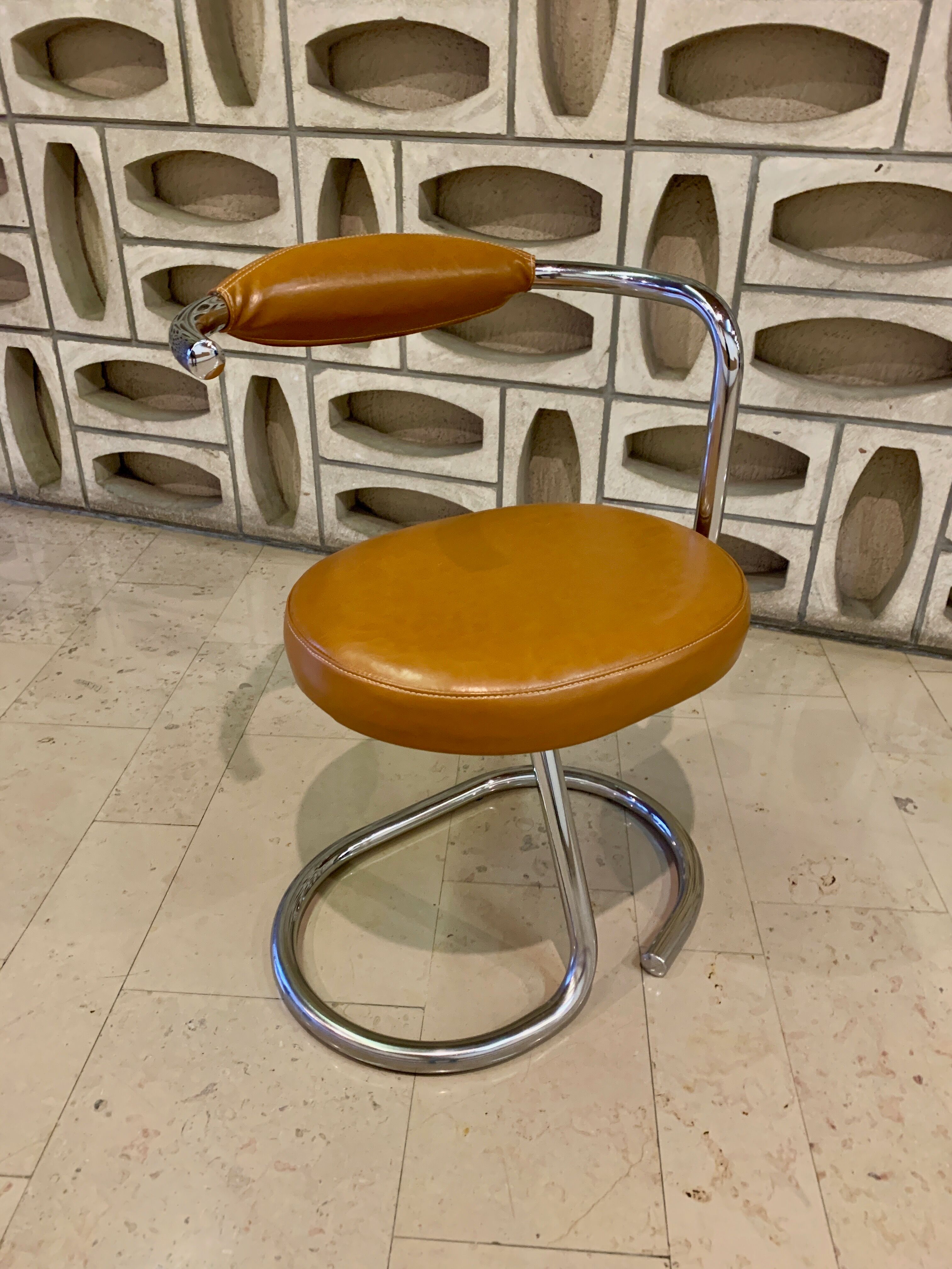 Pair of Cobra chairs by Giotto Stoppino with new leather