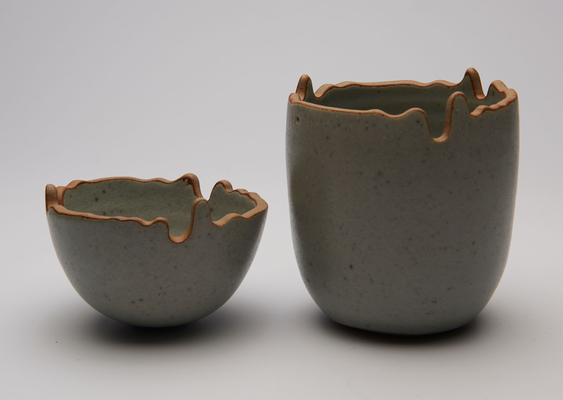 ovoid box in stoneware and cracked celadon varnish