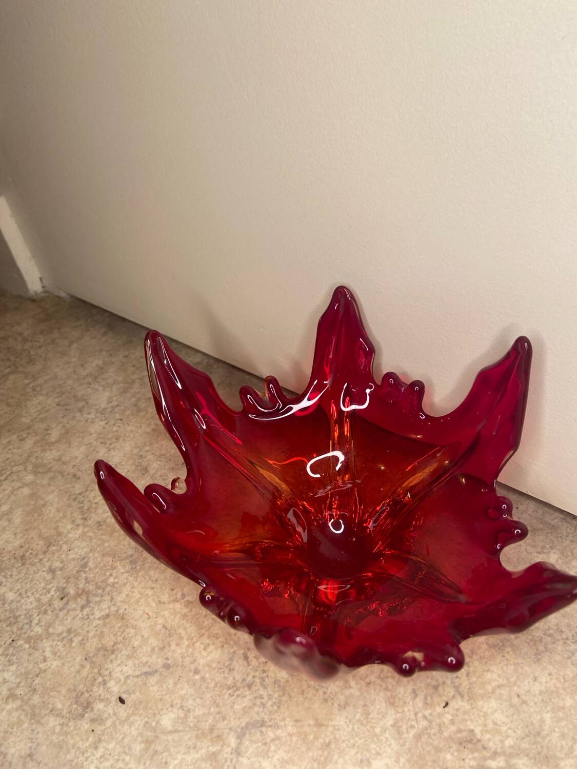 Italian Murano glass cup vase