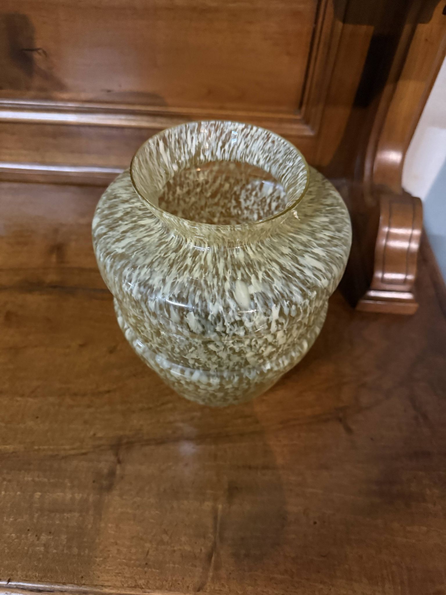 Art Deco vase in speckled glass