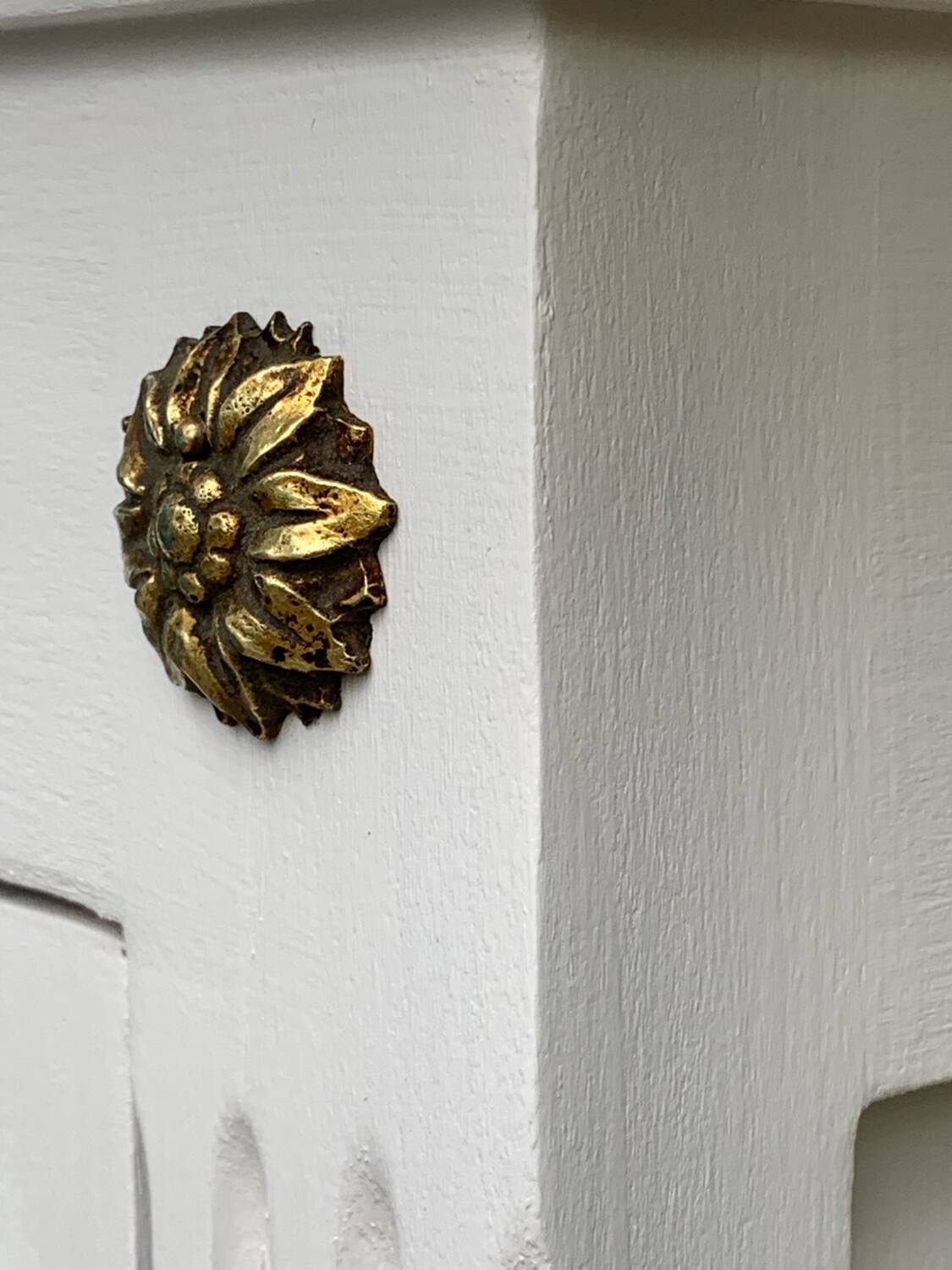 Antique Parisian glass cabinet H150