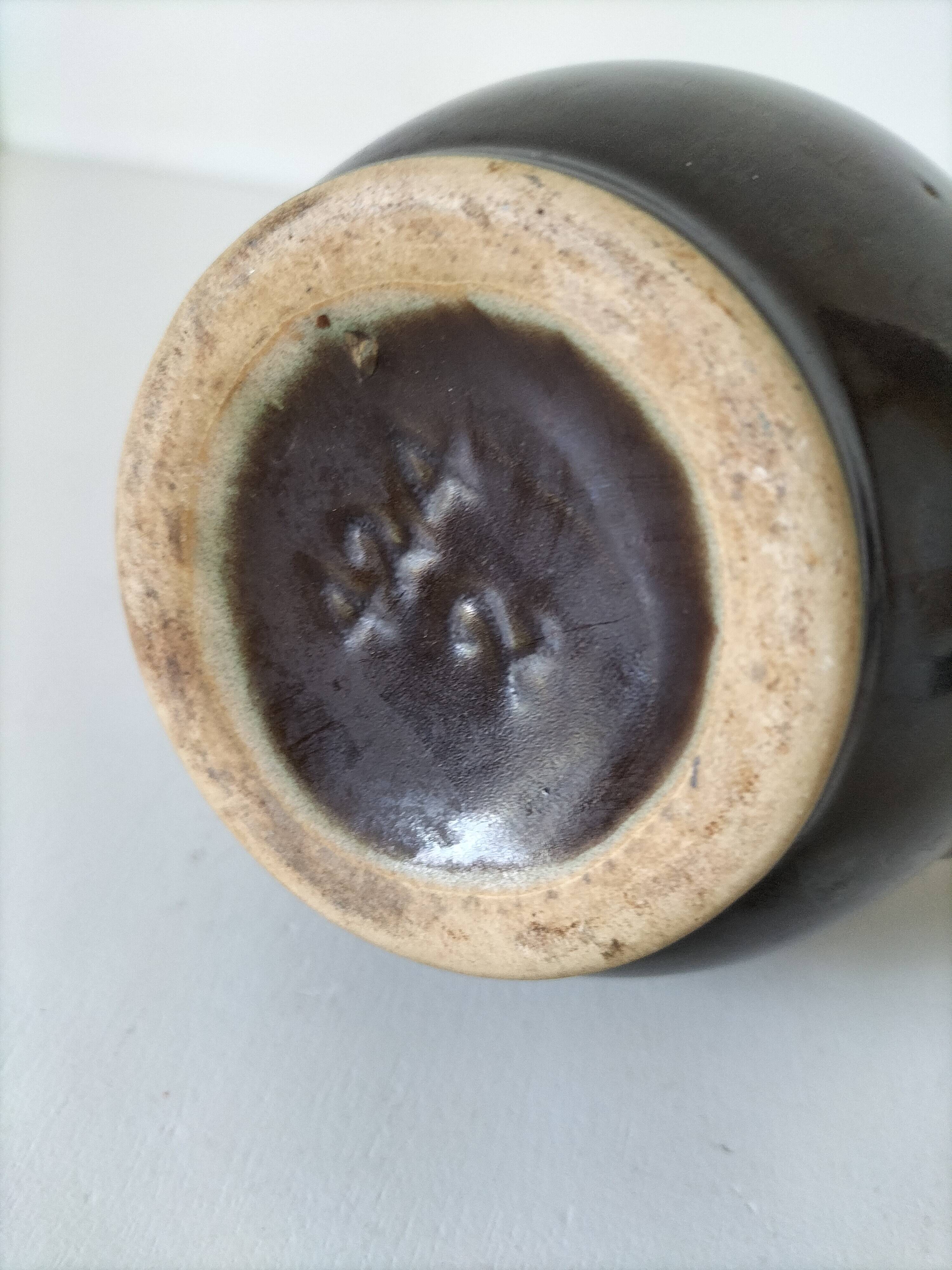 Two-tone stoneware jug model 424