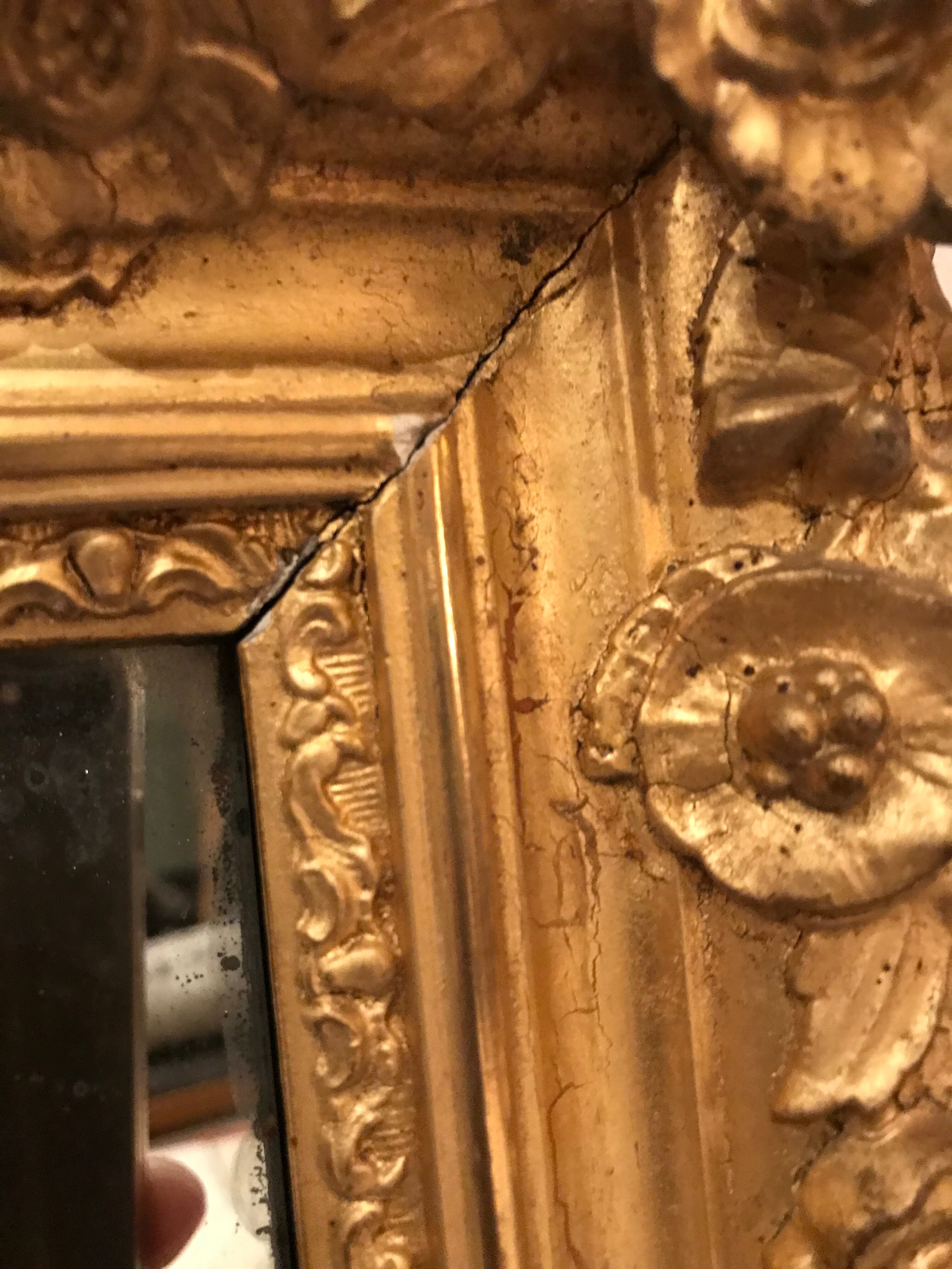 Miroir Louis XV à la feuille d’or d’origine 19eme 61x83cm