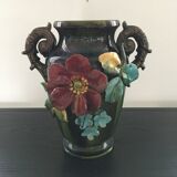 XL vase with floral decoration, slip