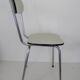 Chaise en formica vert menthe