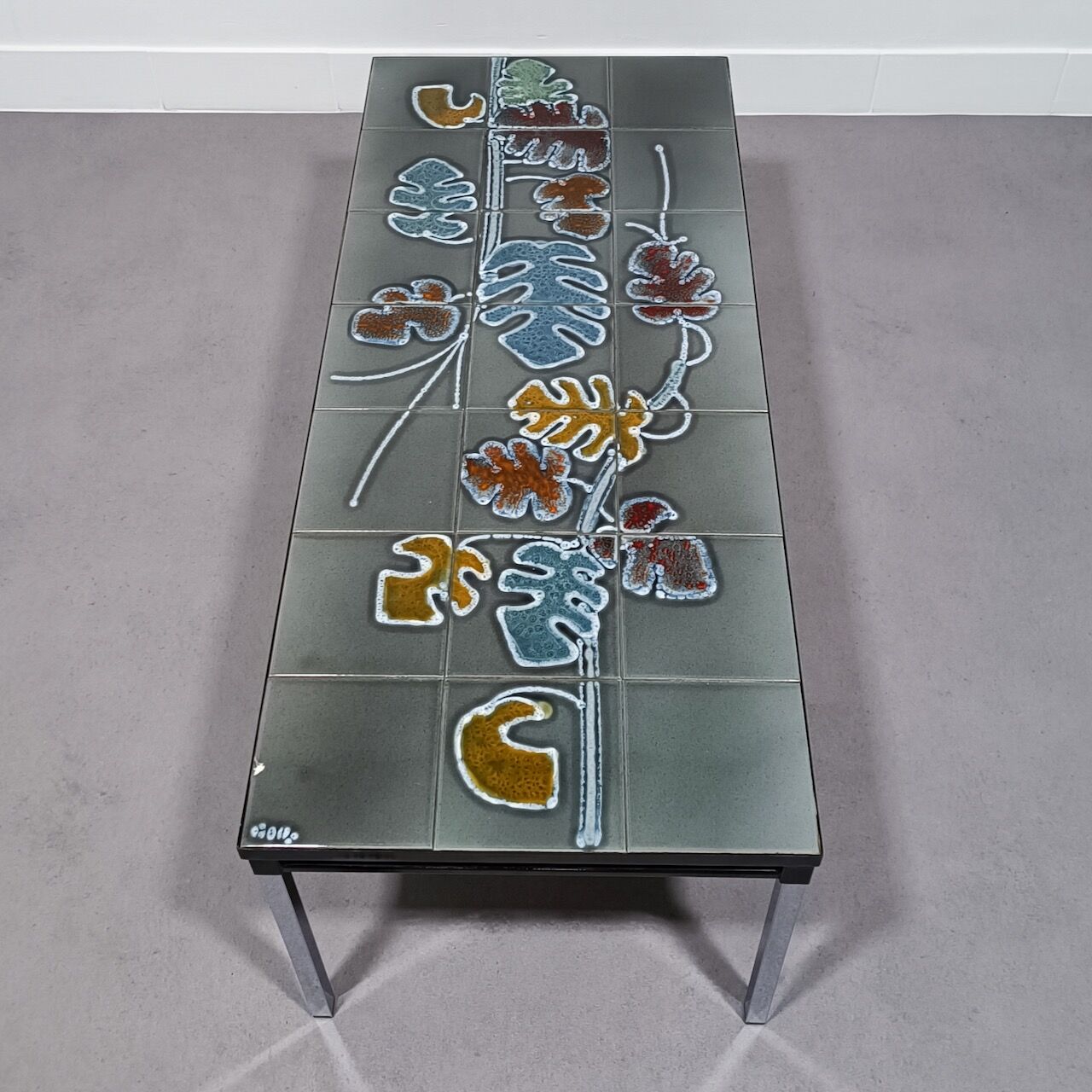Table à carreaux vintage