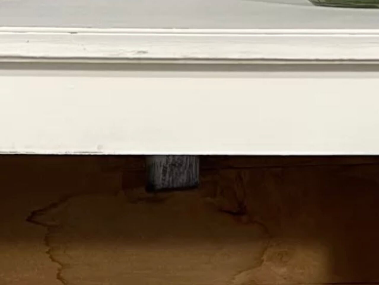 Patinated country buffet