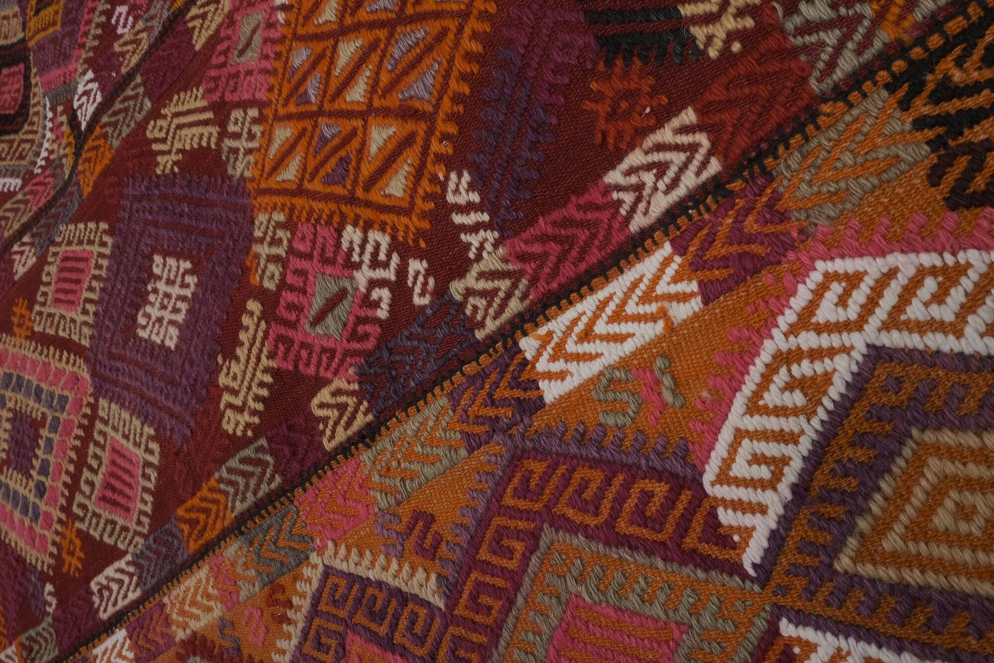 Vintage Turkish kilim, handwoven, 137x316 cm.
