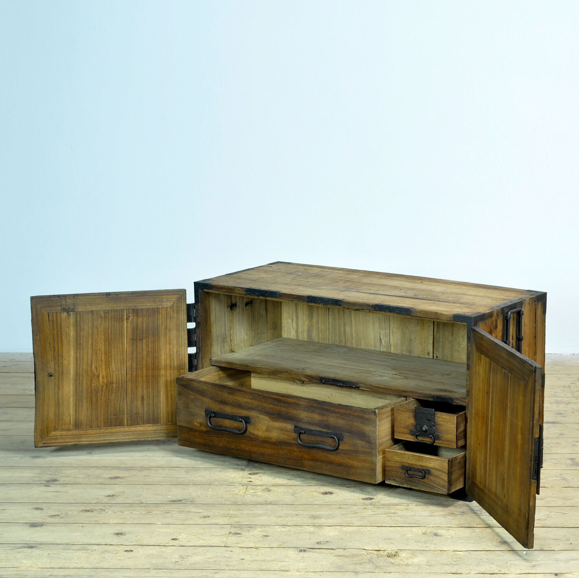 Japanese Meiji-period Choba Tansu chest with hand-forged iron fittings, circa 1880