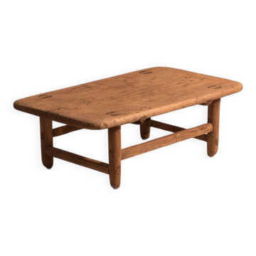 Antique pine coffee table – China, circa 1890