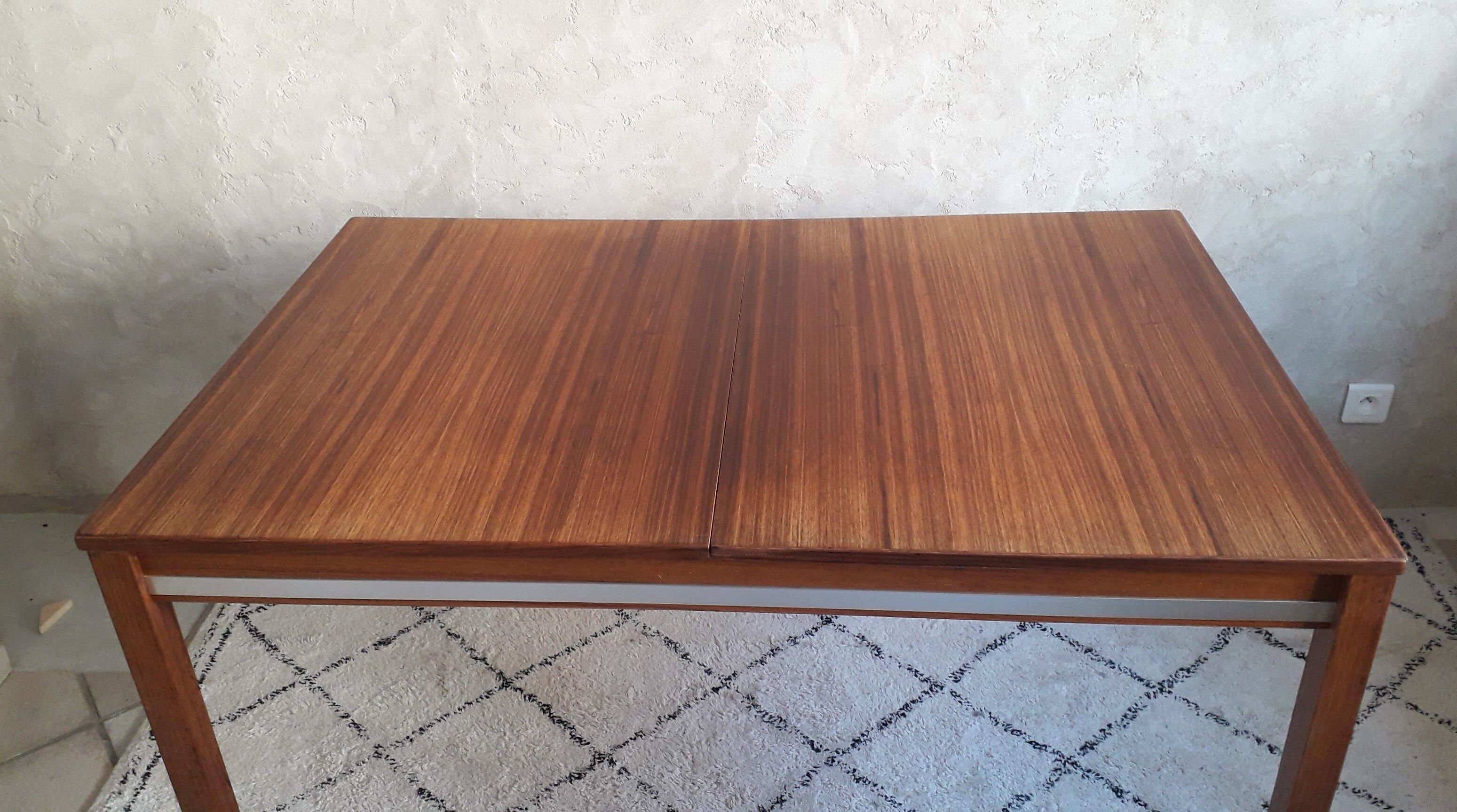 Teak table