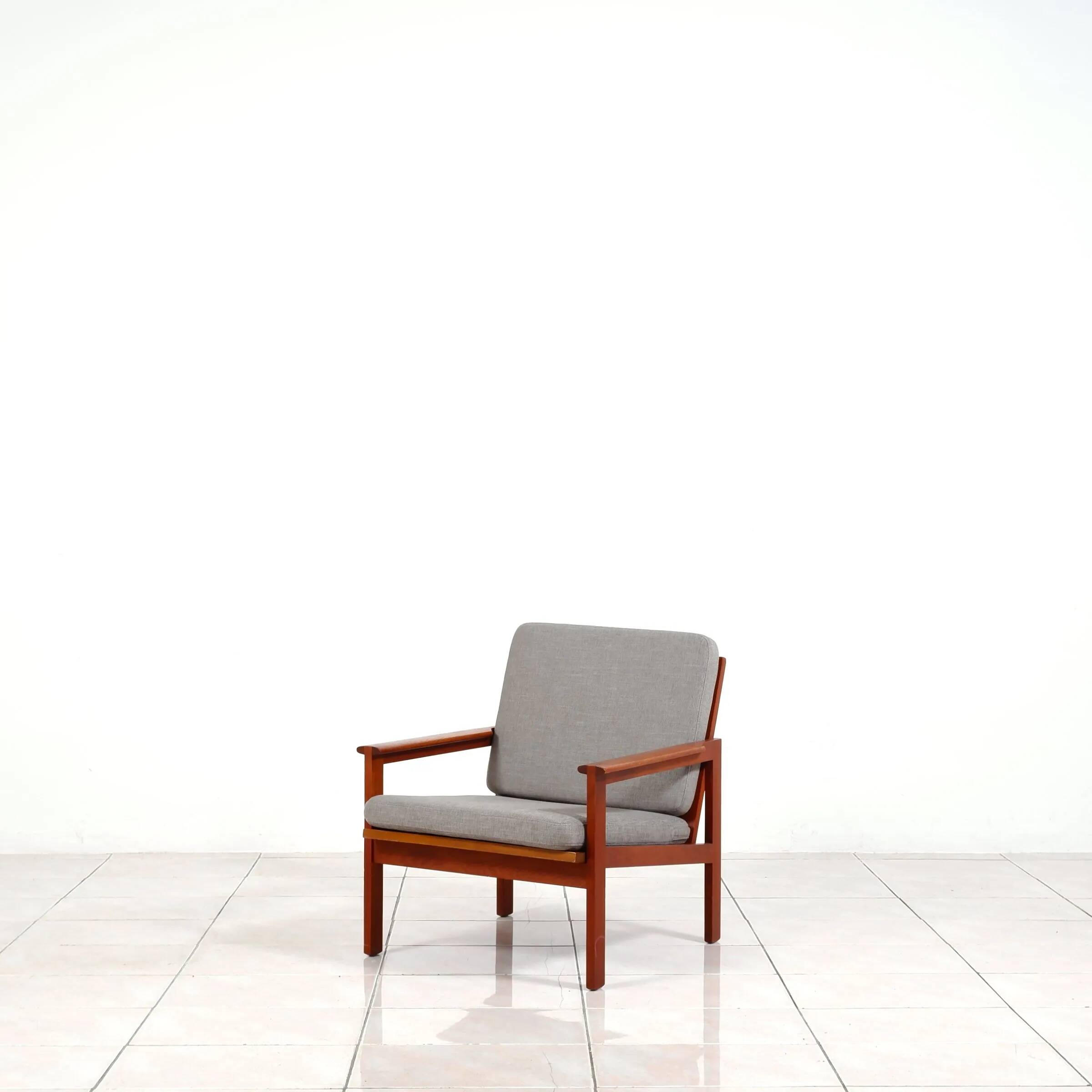 2 fauteuils "Capella" par Illum Wikkelsø pour Niels Eilersen