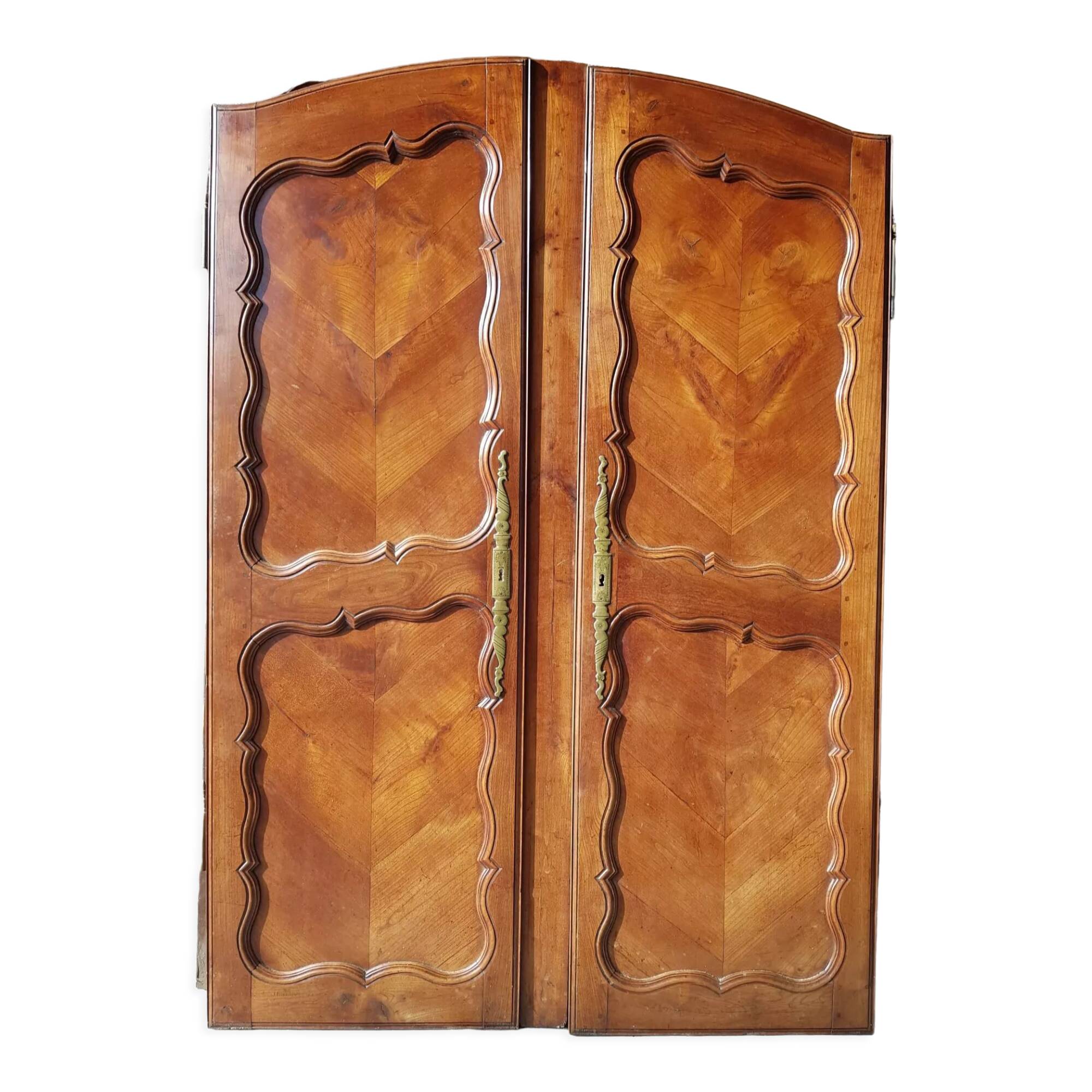 Double doors old wall closet