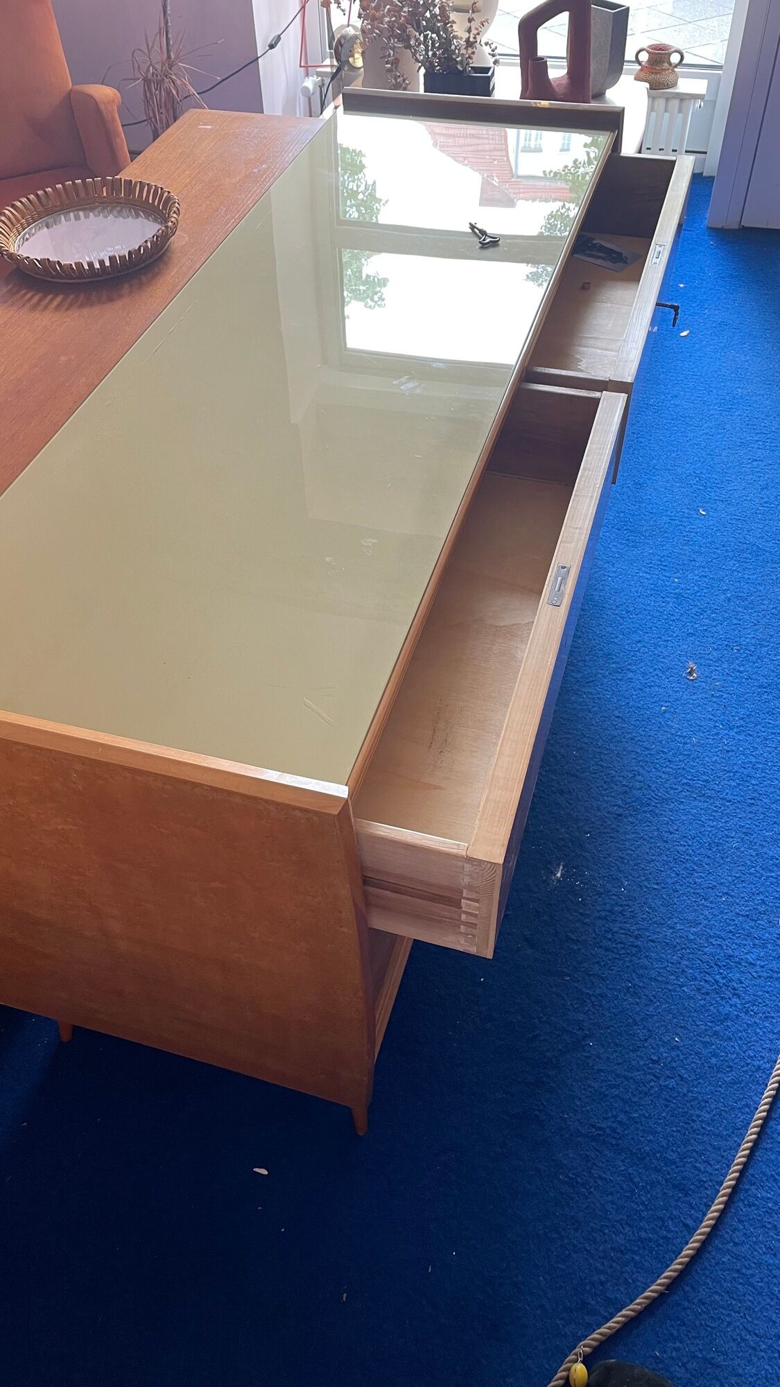 Commode pieds compas avec miroir italien des années 50