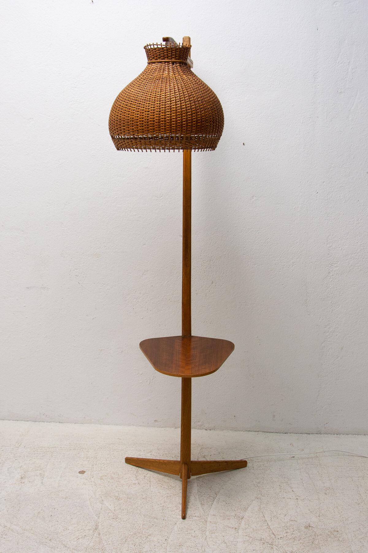 Mid century single floor lamp from Krasna Jizba, 1950´s, Czechoslovakia