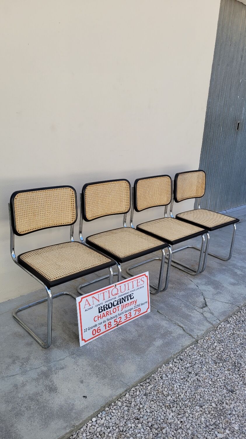 Série de 4 chaises Marcel Breuer modèle B32 signé Italy