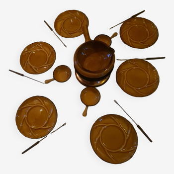 Valflam Provencal Decorative Art fondue set