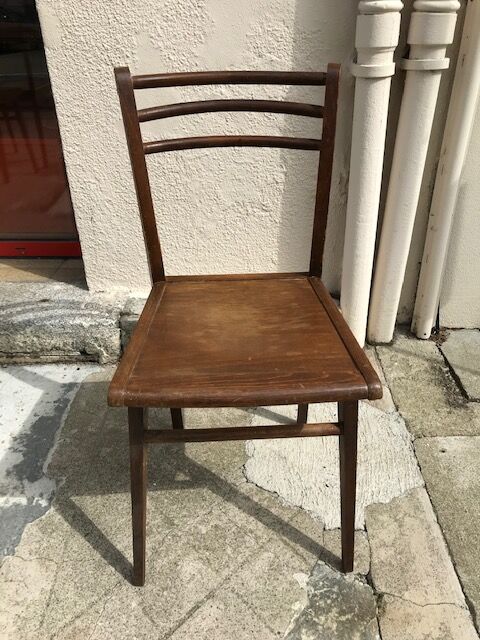 Lot of 6 Stella model chairs stamped Stella