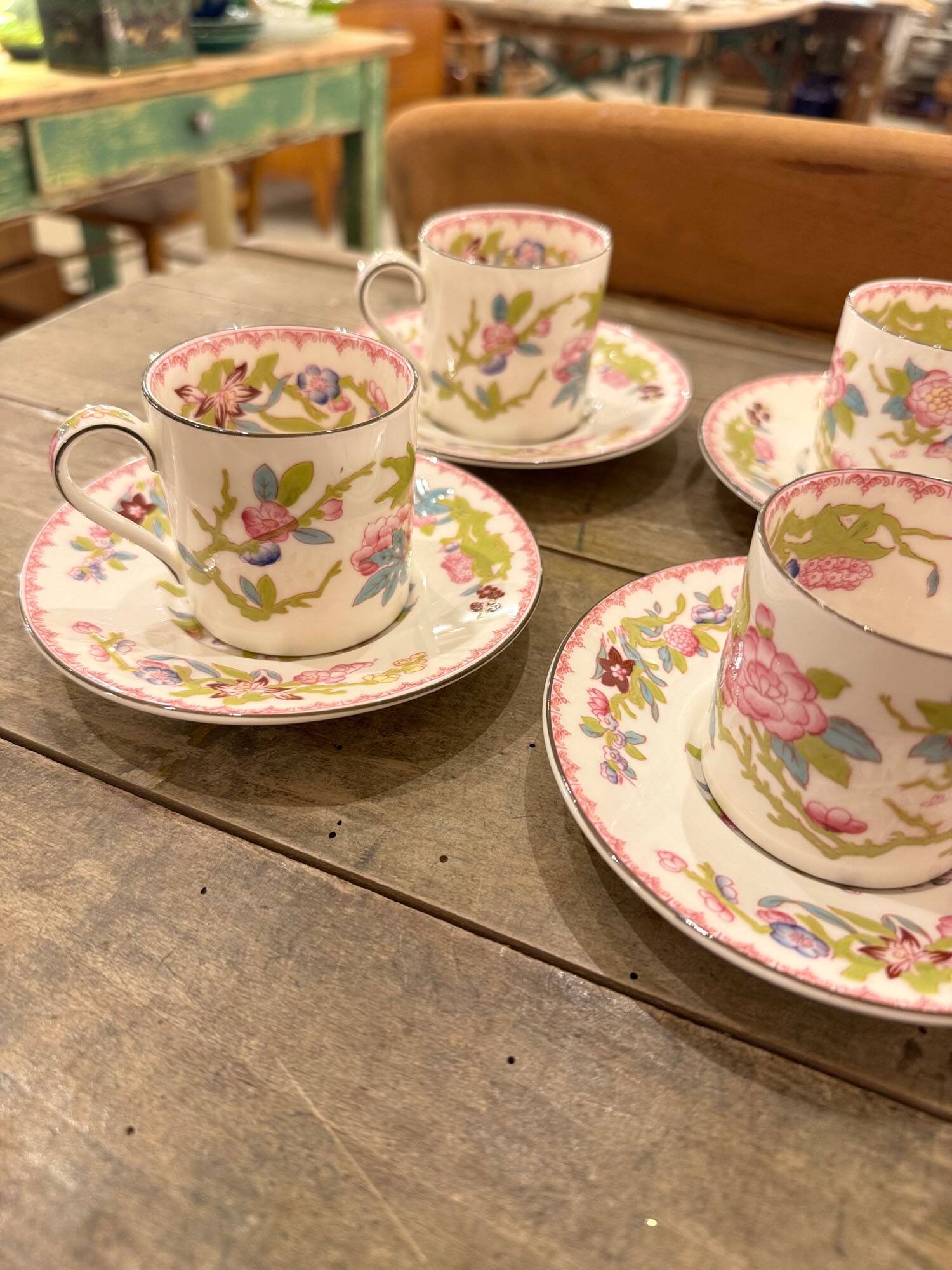 6 tasses à café en porcelaine de Minton