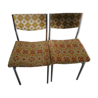 Duo de chaises à fleurs vintage