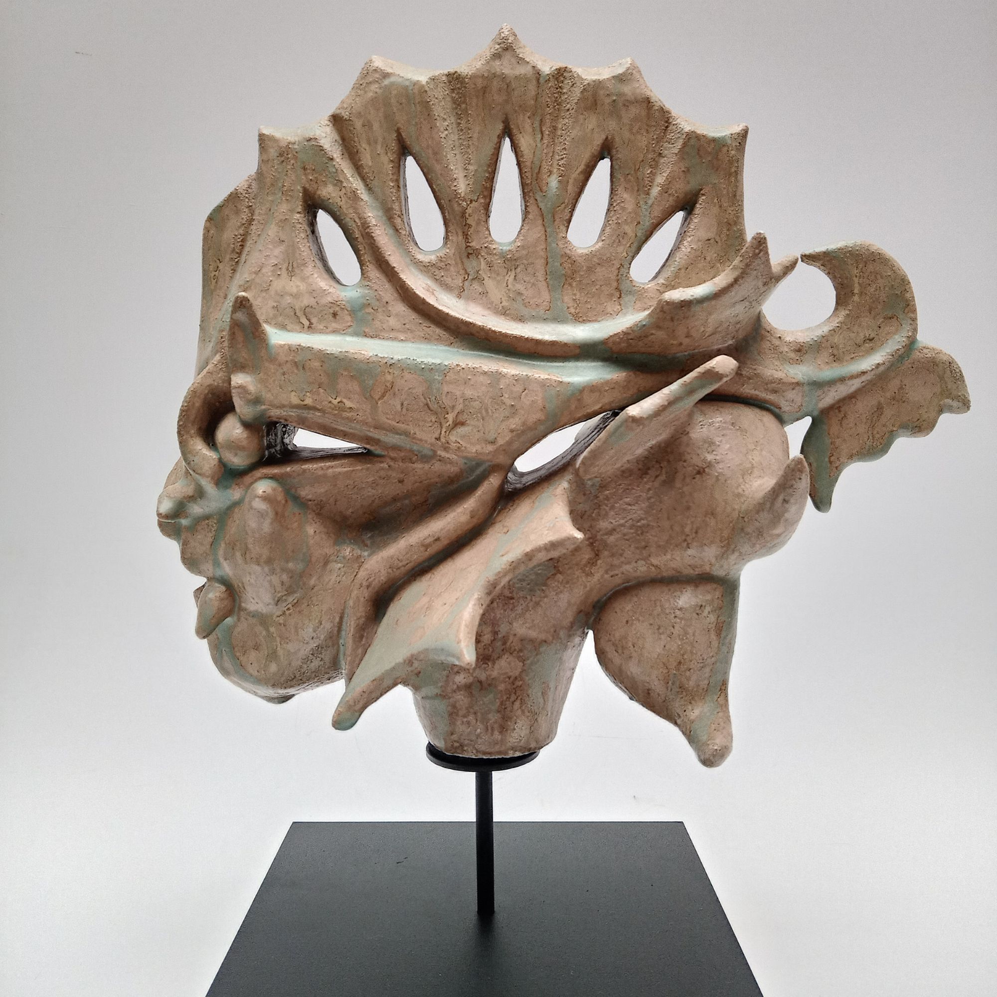 Sculpture Ademak by Murielle Bonin