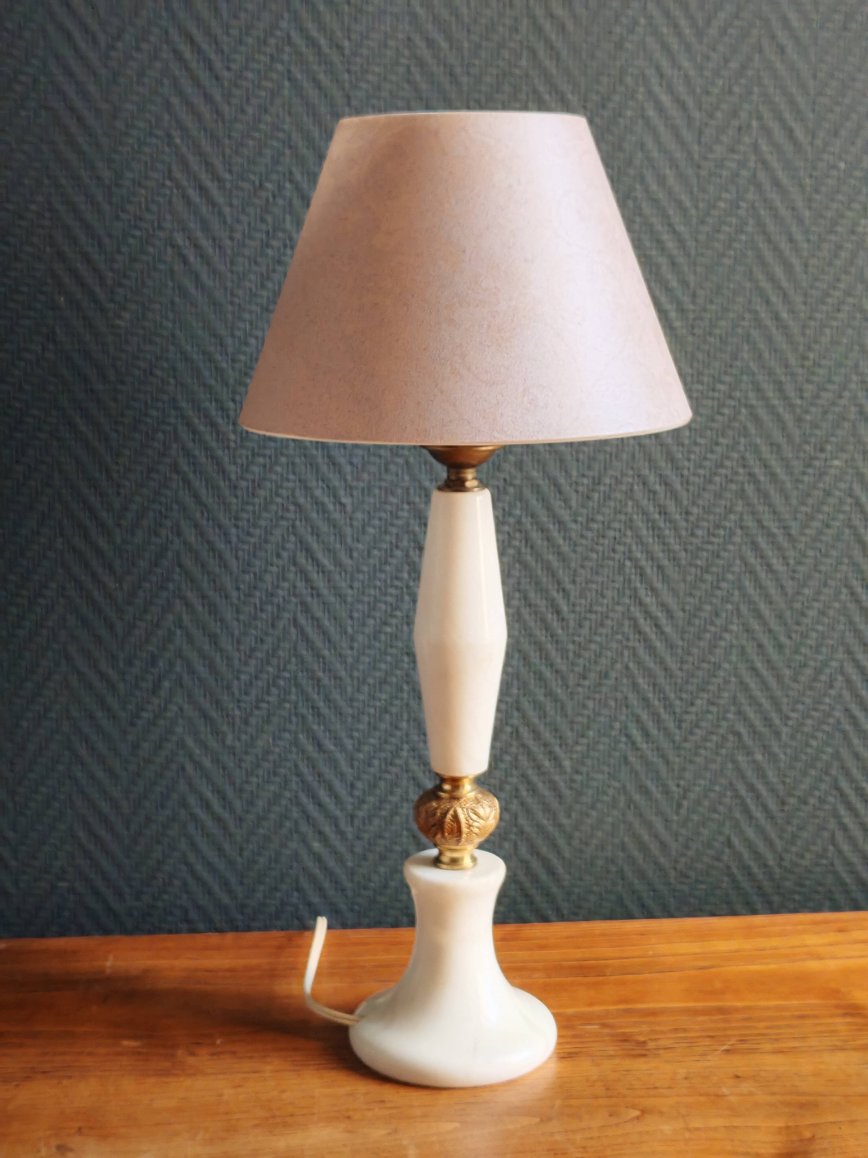 Vintage Table Lamp in White Marble and Brass