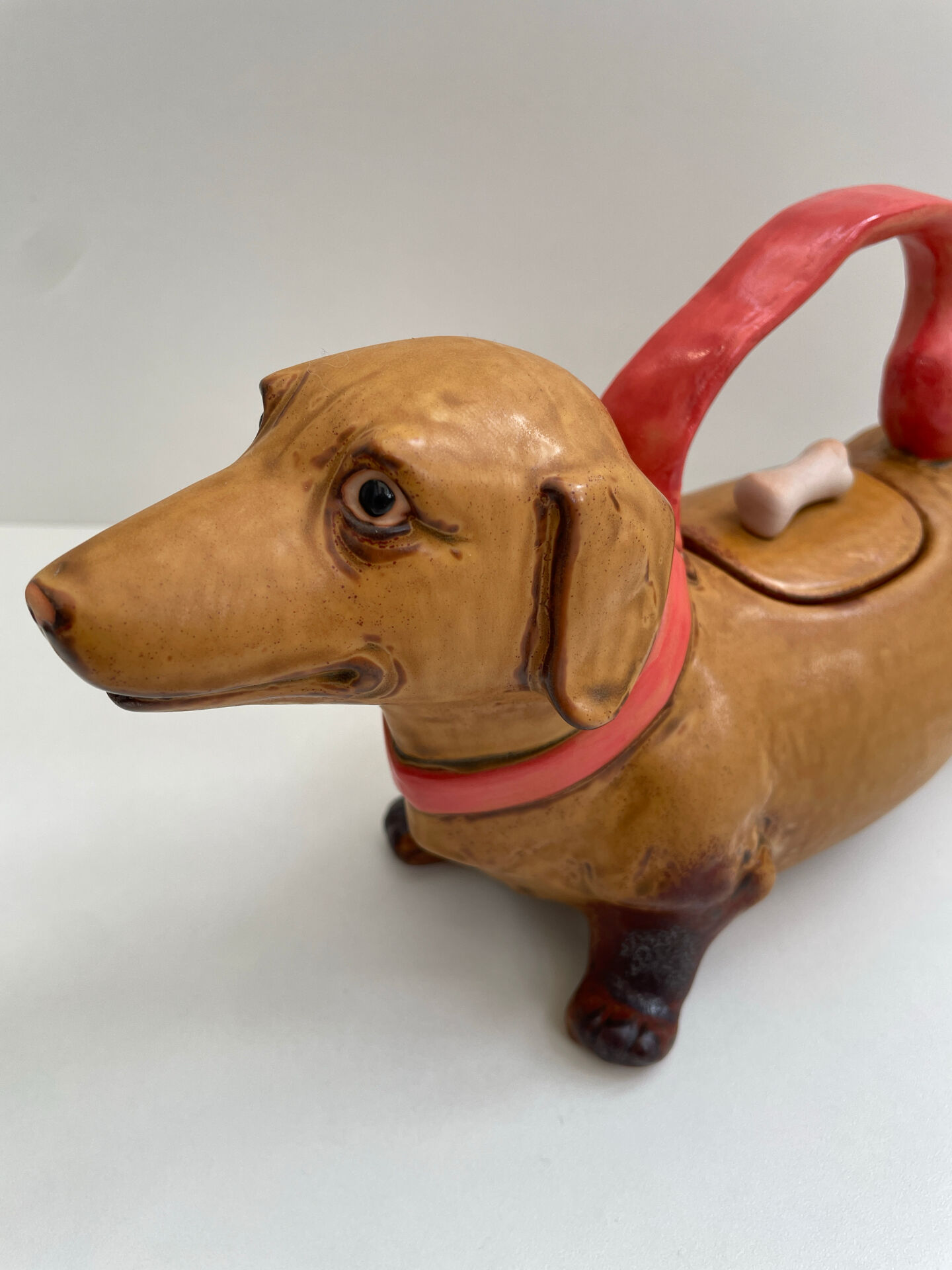 Dachshund zoomorphic teapot - Japanese glazed ceramic