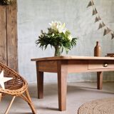 Table basse en noyer