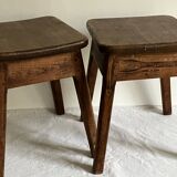 Paire d'anciens tabourets en bois