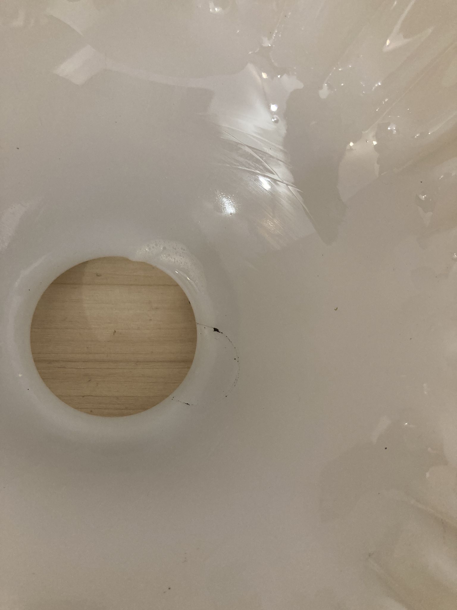 Suspension en verre ondulé