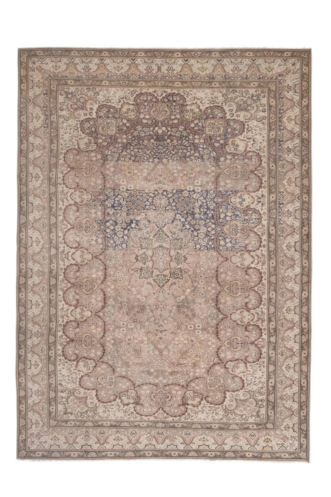Vintage Turkish handmade rug 212x294 cm