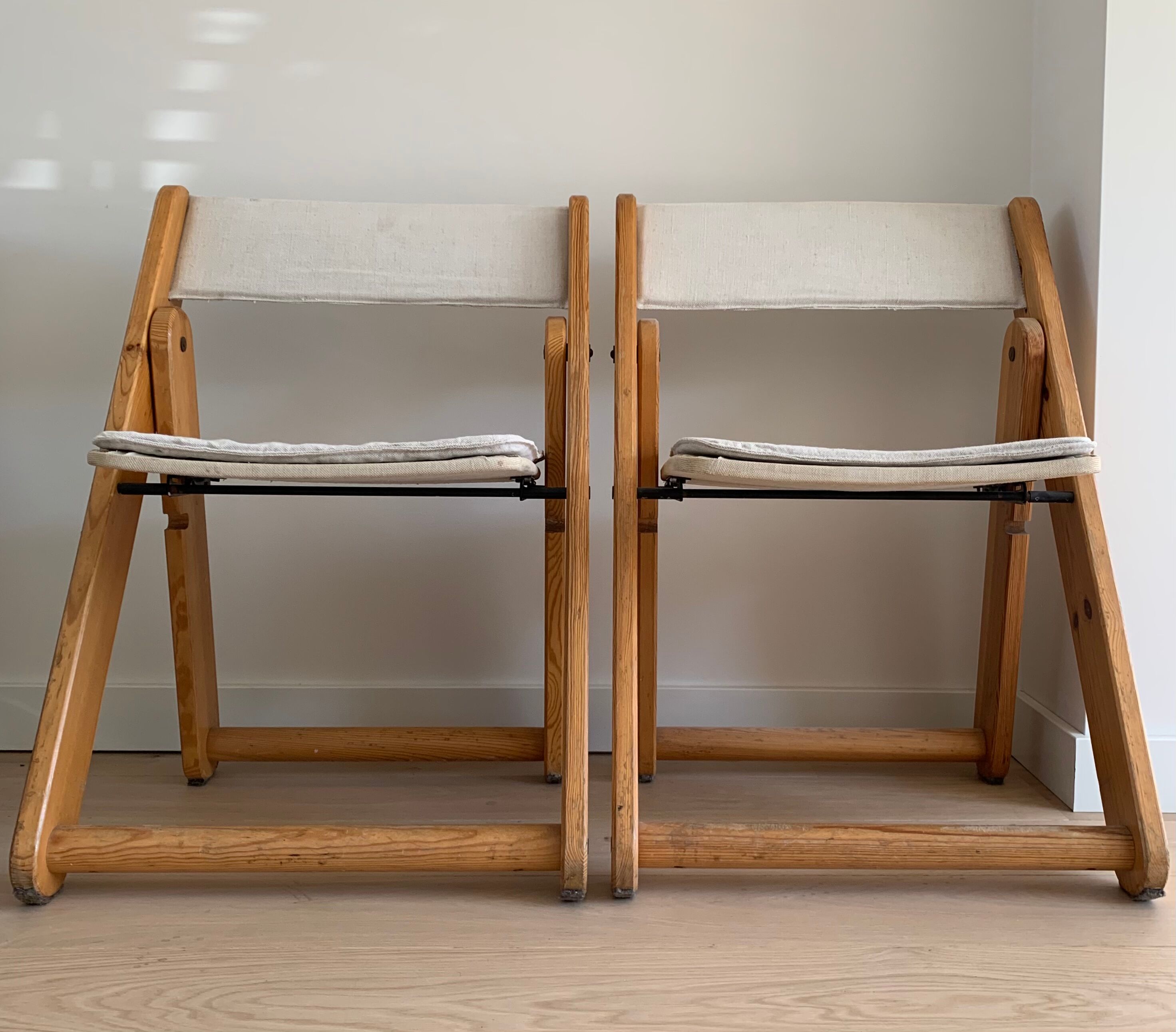 IKEA KON-TIKI folding chairs, set of 2. Designed by Gillis Lundgren, 1975.
