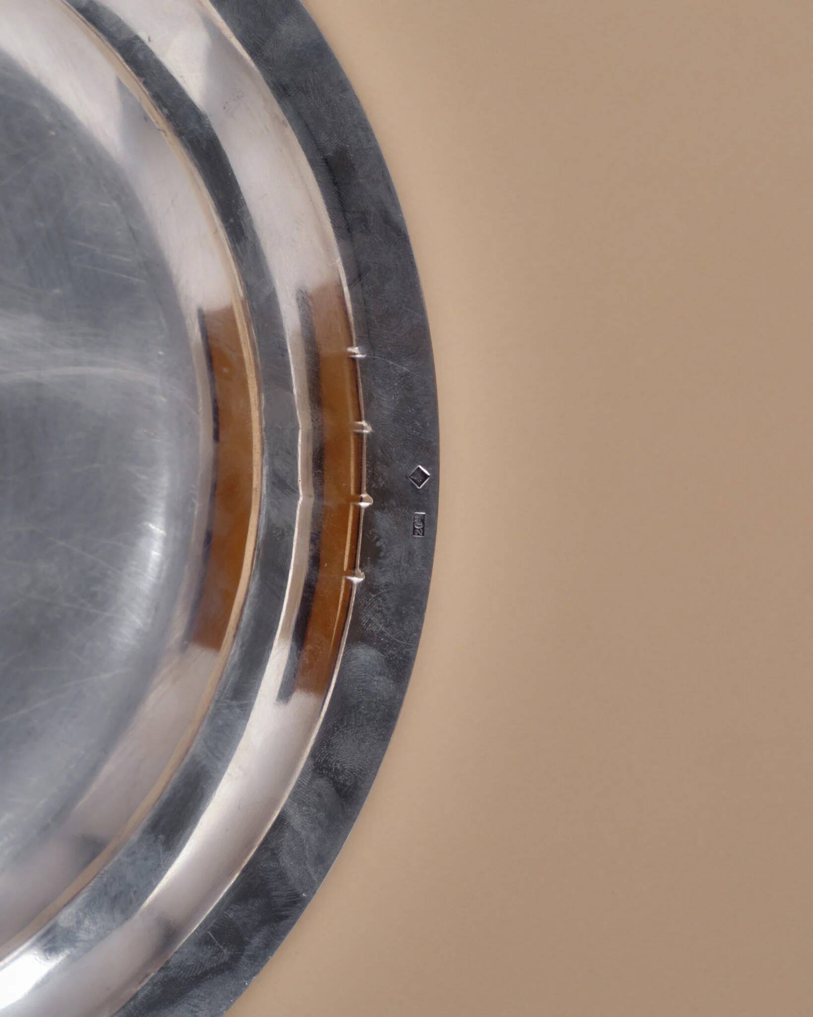 Round silver-plated metal dish, Samuel Askenfeld