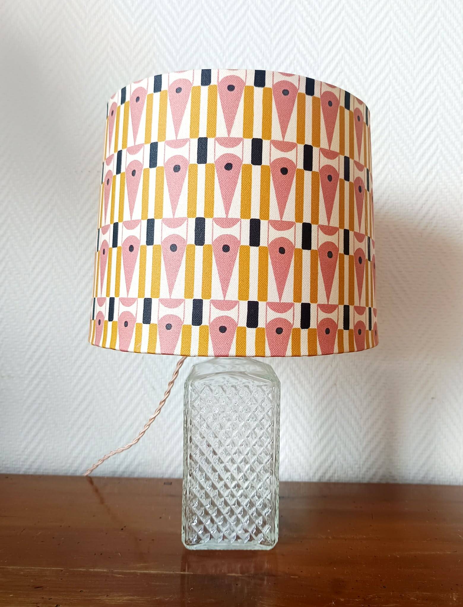 Whisky carafe lamp and abstract lampshade