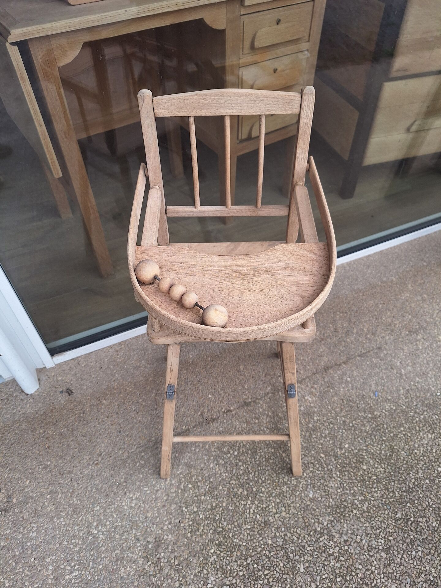 High chair for dolls