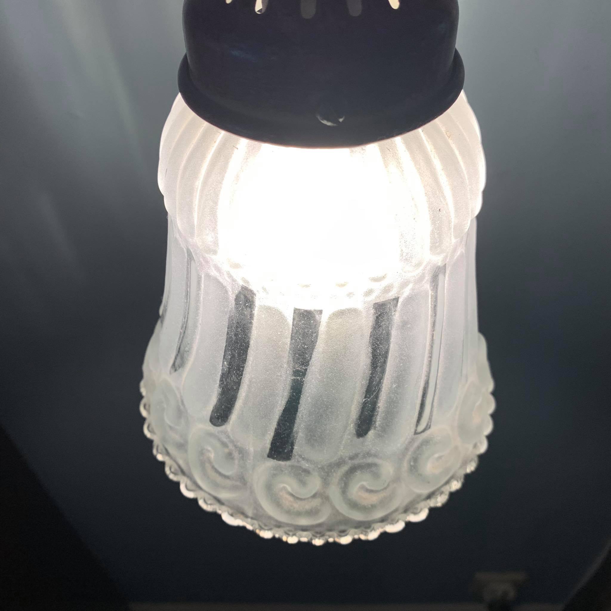 Frosted pressed molded glass suspension