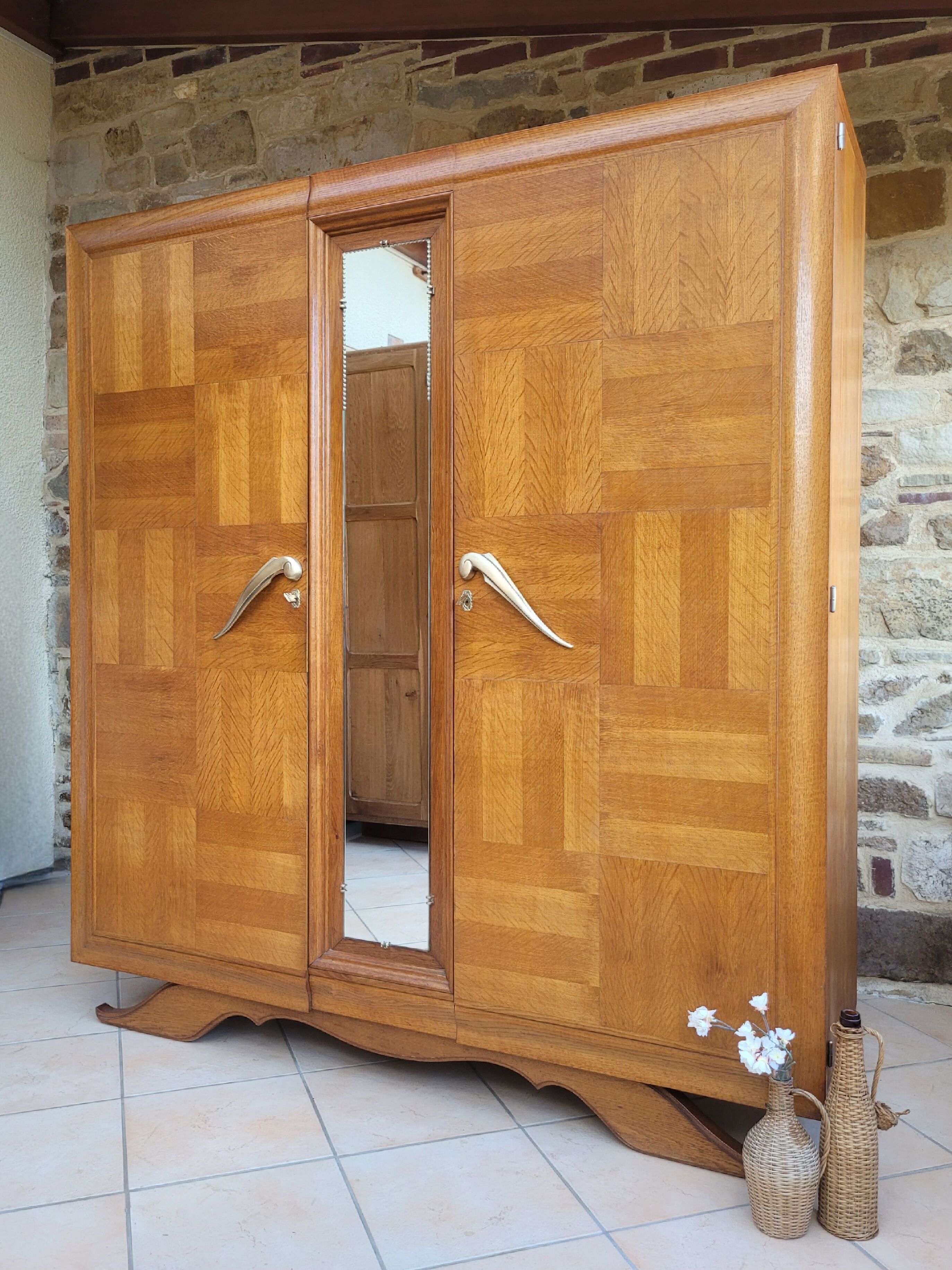 Armoire vintage art déco