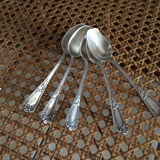 Set of 5 spoons