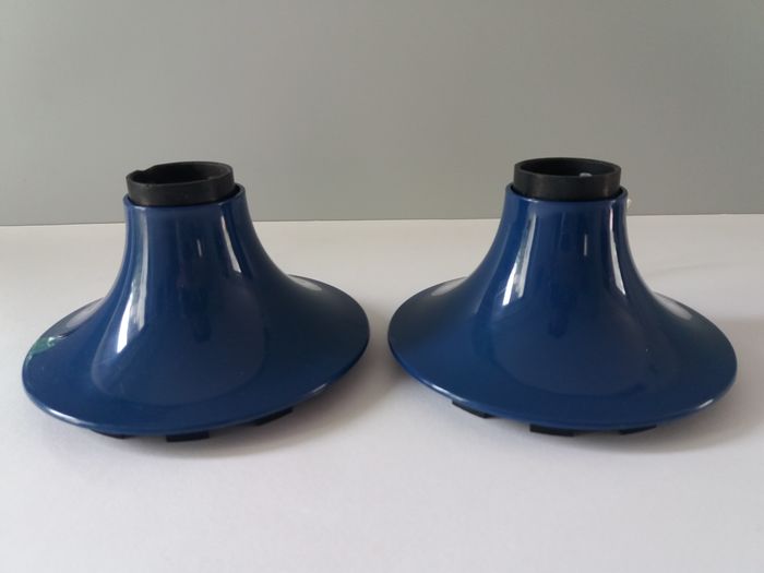Pair of artemide "Teti" vico Magistretti wall light