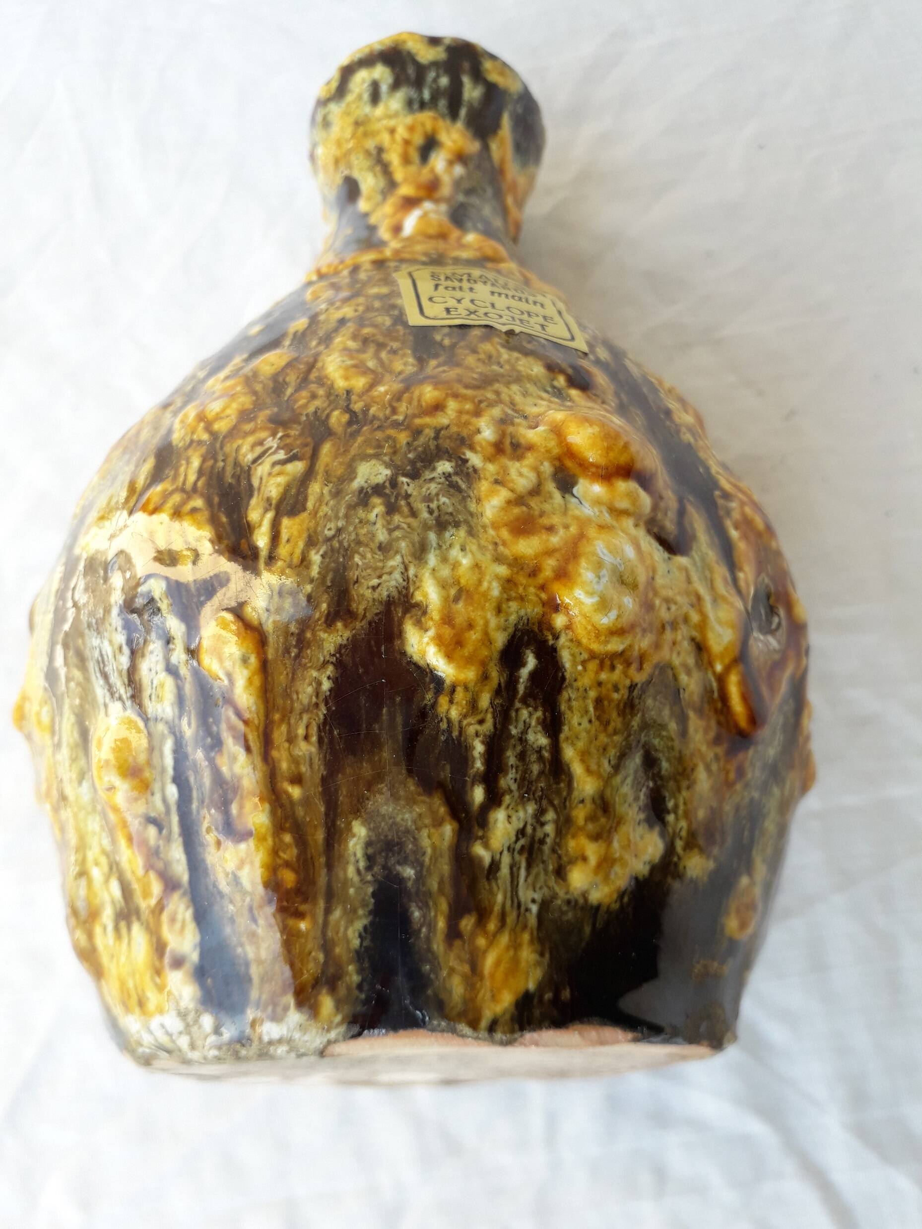 Ceramic fat lava vase