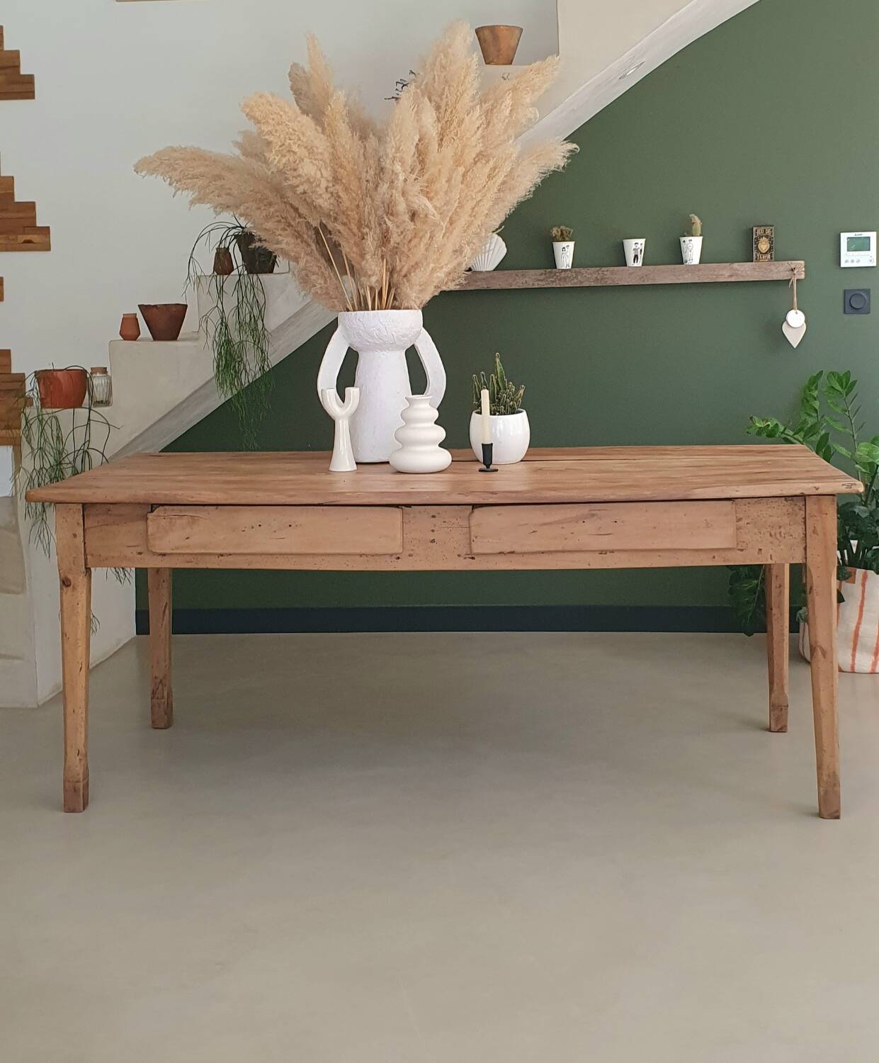 Farmhouse table