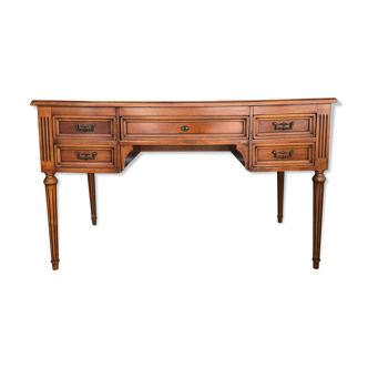 Flat mahogany veneer desk