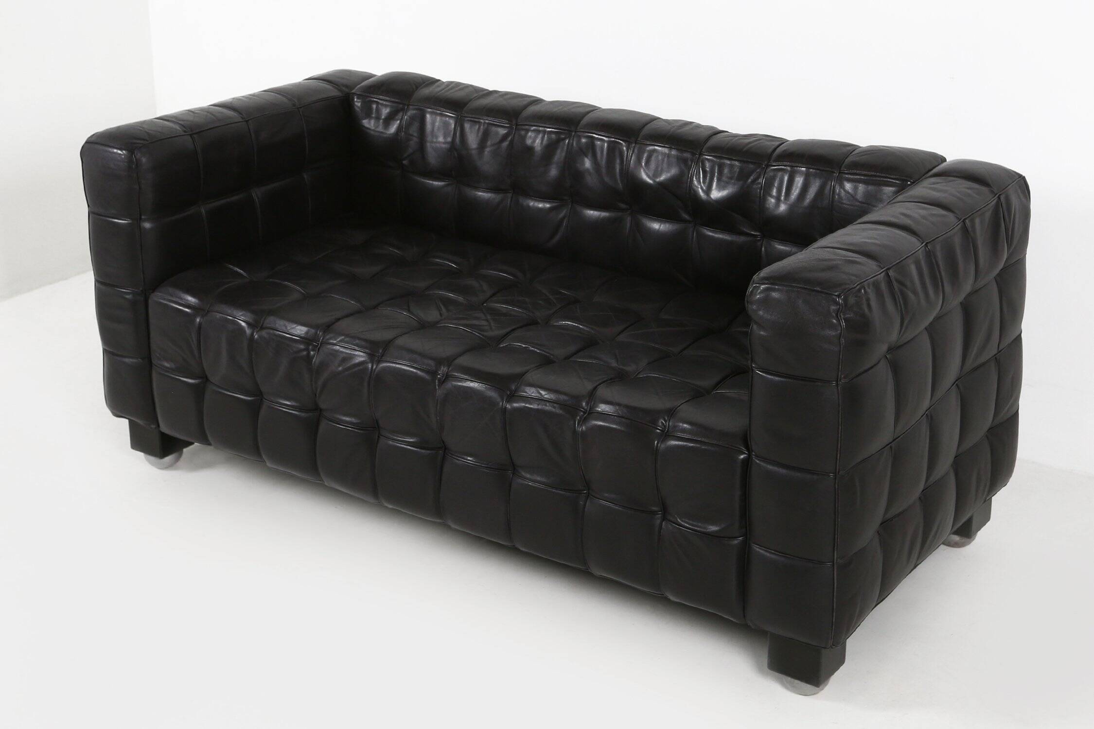 Canapé en cuir noir Kubus modèle "8020" par Josef Hoffmann pour Wittmann, Austr
