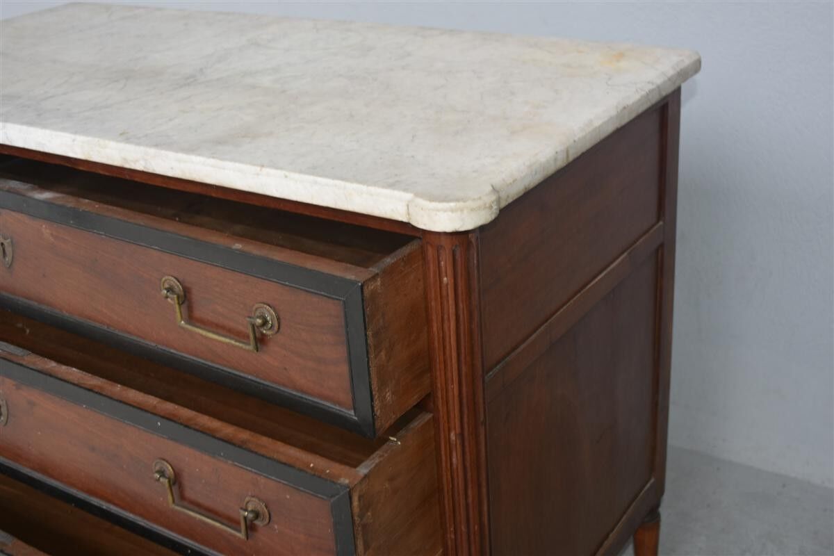 Convenient time Louis XVI