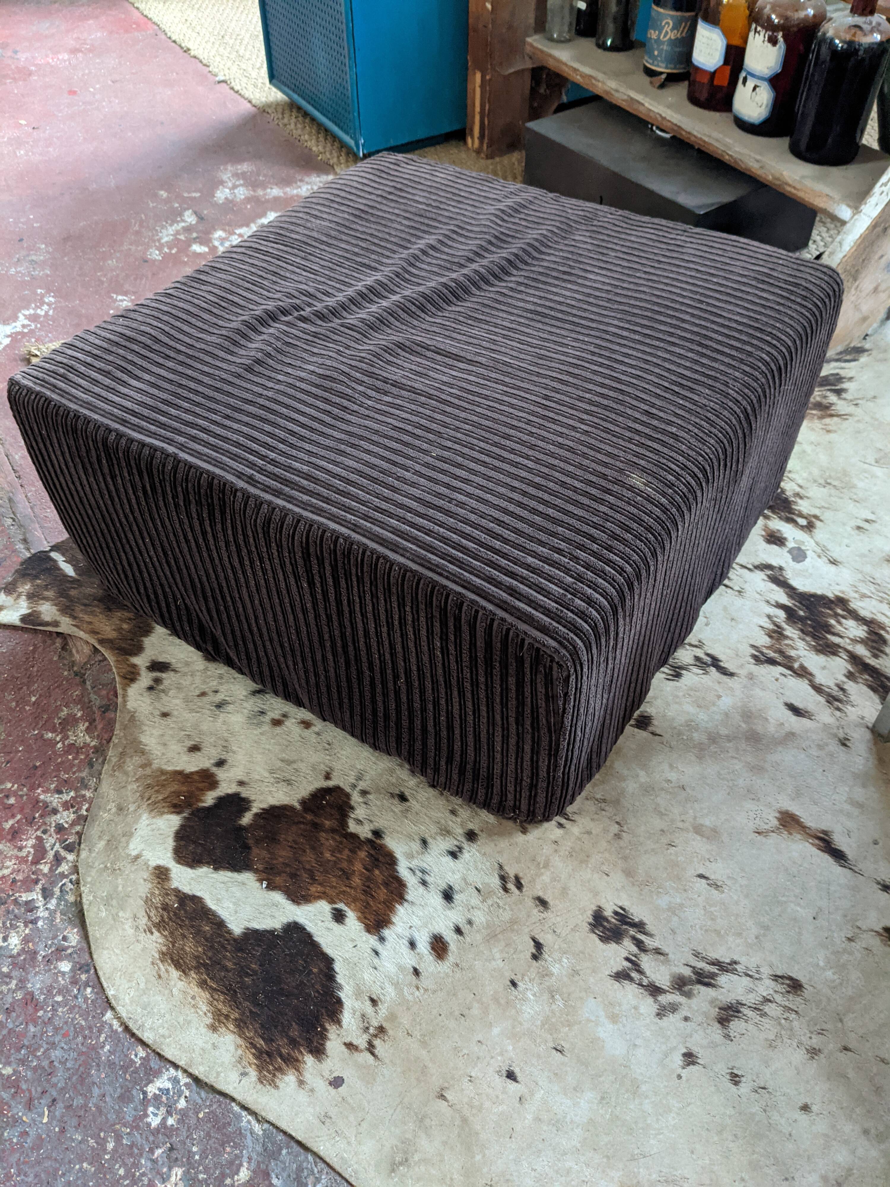 Velvet pouf