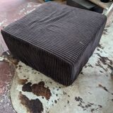 Velvet pouf