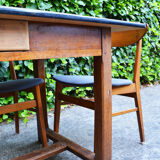 Wood & formica table