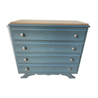 Vintage dresser